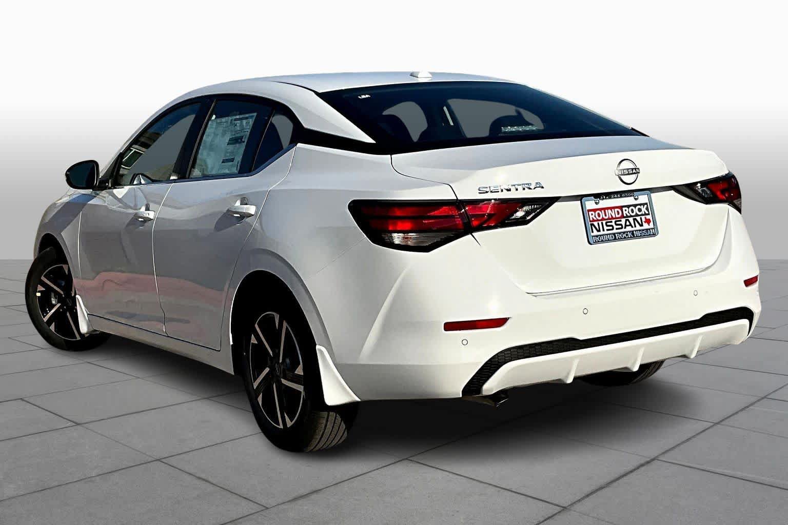 Used 2025 Nissan Sentra SV w/ All-Weather Package FWD image 7