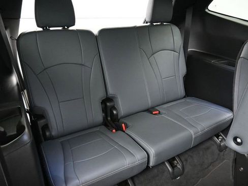Used 2024 Buick Enclave Premium FWD image 24