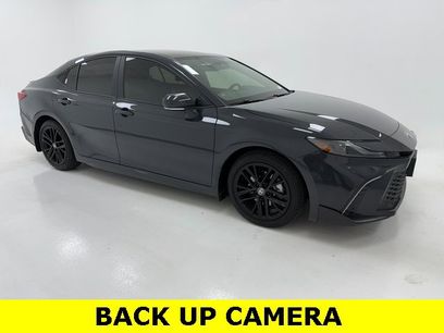 Used 2025 Toyota Camry SE w/ Convenience Package
