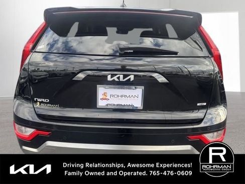 Certified 2025 Kia Niro EX Touring FWD image 5