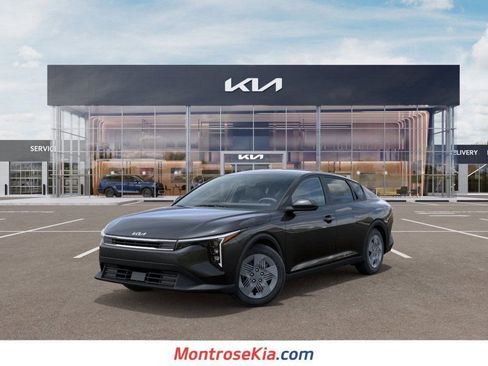 New 2025 Kia K4 LX image 1