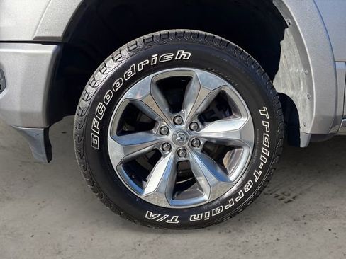 Used 2019 RAM 1500 Limited w/ Off Road Group AWD/4WD image 14