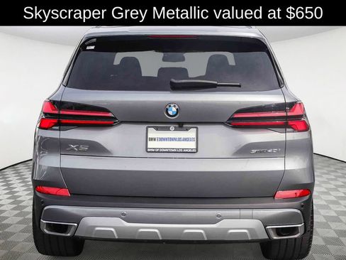 Used 2025 BMW X5 sDrive40i w/ Premium Package RWD image 5
