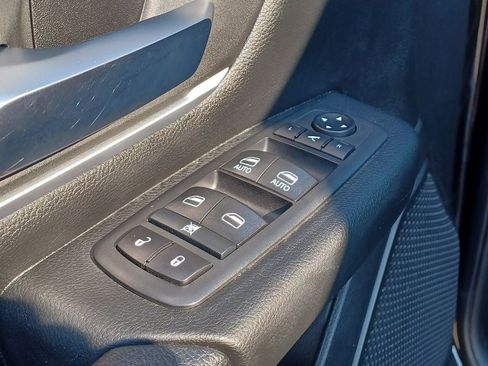 Used 2020 RAM 1500 Big Horn AWD/4WD image 11