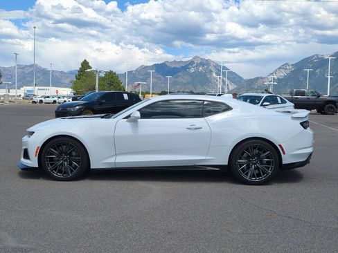 Used 2023 Chevrolet Camaro ZL1 RWD image 6