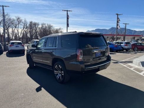 Used 2019 GMC Yukon Denali w/ Denali Ultimate Package image 9