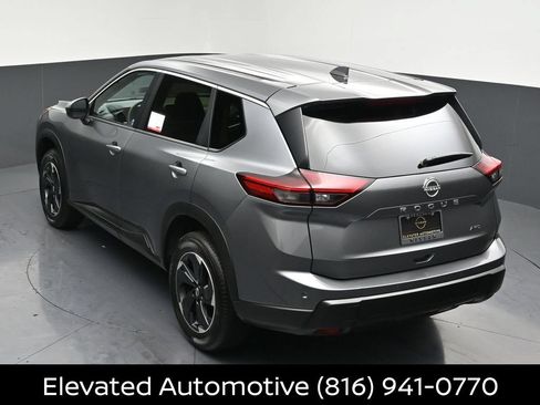 Certified 2026 Nissan Rogue SV AWD/4WD image 23