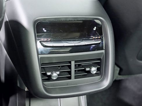 Used 2024 Cadillac Lyriq Sport image 28