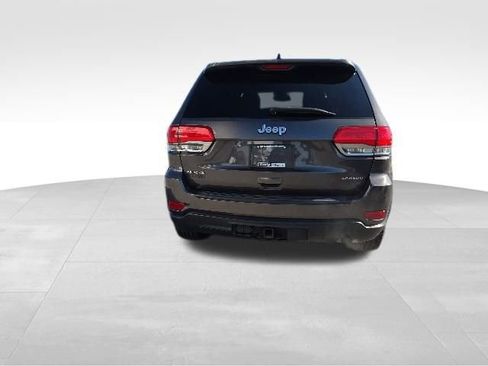 Used 2016 Jeep Grand Cherokee Laredo w/ All-Weather Capability Group AWD/4WD image 21
