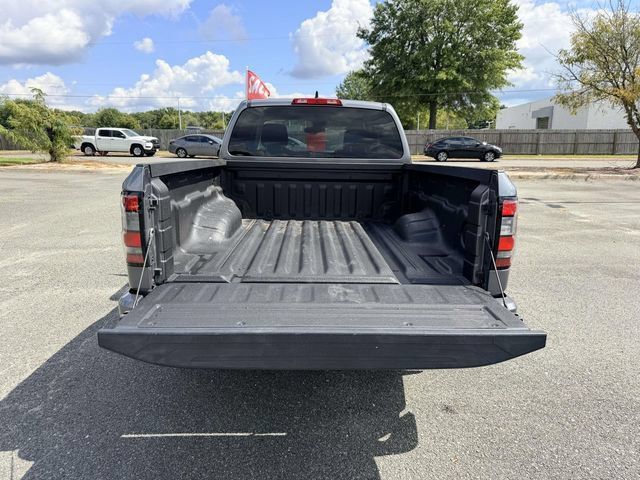 Used 2024 Nissan Frontier SV RWD image 12
