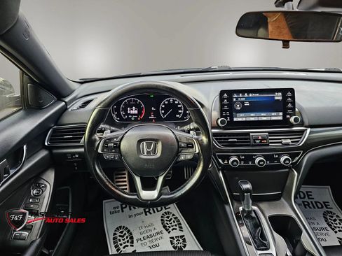 Used 2021 Honda Accord Sport image 17