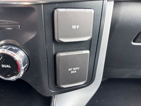 New 2025 Ford F150 Lariat w/ Equipment Group 502A High image 35