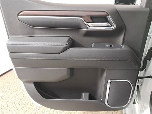 Used 2023 GMC Sierra 1500 SLT w/ SLT Premium Package image 14