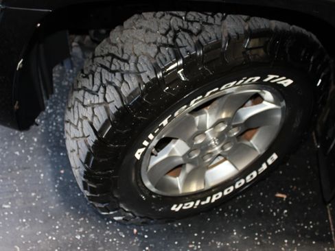 Used 2012 Toyota 4Runner SR5 w/ Convenience Pkg RWD image 34