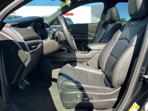Used 2023 Cadillac XT4 Sport AWD/4WD image 16