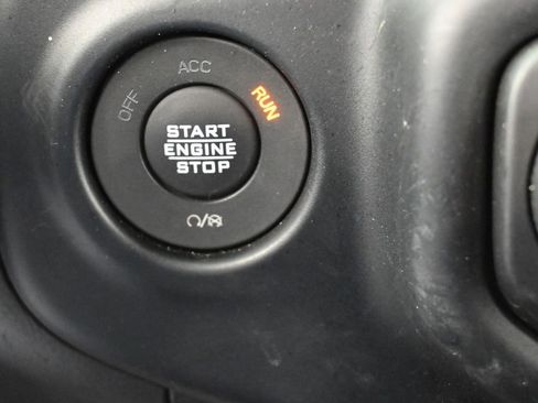 Used 2023 Jeep Gladiator Rubicon w/ Trailer Tow Package image 29