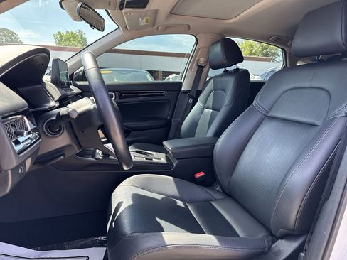 Used 2024 Honda Civic EX-L image 11