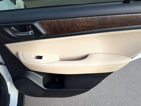 Used 2016 Subaru Outback 2.5i Limited image 20