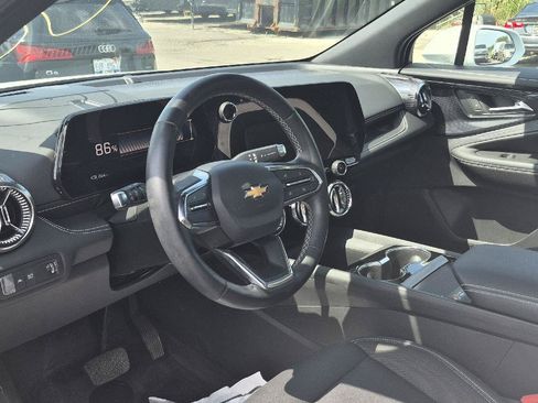 Used 2024 Chevrolet Blazer EV LT AWD/4WD image 8