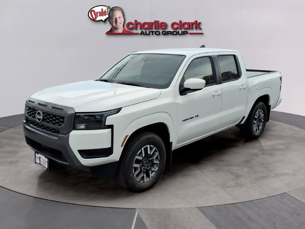 New 2027 Nissan Frontier SV RWD image 1