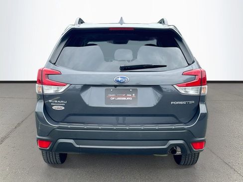 Used 2023 Subaru Forester Premium AWD/4WD image 6