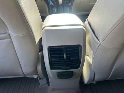 Used 2015 Ford Escape Titanium w/ Equipment Group 301A image 26