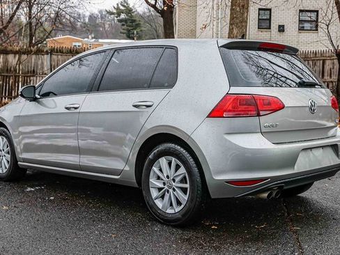 Used 2016 Volkswagen Golf SE image 4