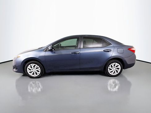 Used 2018 Toyota Corolla LE image 6