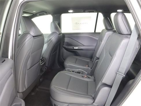 New 2026 Lexus TX 500h AWD image 15