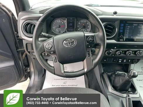 Used 2019 Toyota Tacoma TRD Sport w/ Technology Package AWD/4WD image 21
