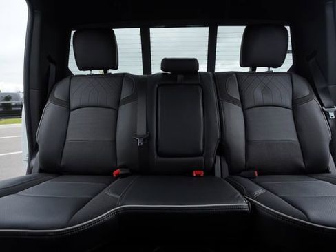 New 2026 RAM 2500 Limited image 33