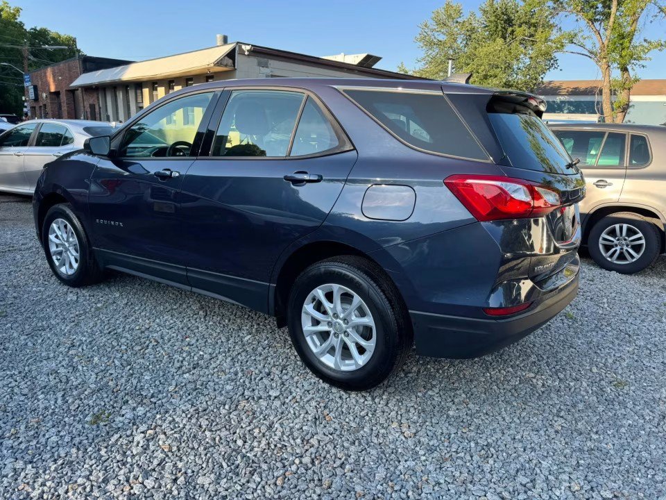 Used 2019 Chevrolet Equinox LS AWD/4WD image 6