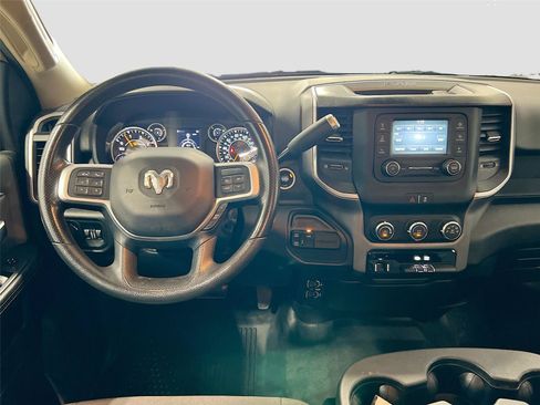 Used 2019 RAM 2500 Big Horn w/ Protection Group AWD/4WD image 2