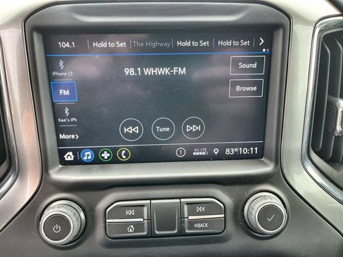 Used 2022 Chevrolet Silverado 1500 LT AWD/4WD image 13