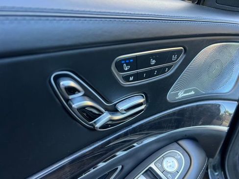 Used 2018 Mercedes-Benz S 560 4MATIC Sedan w/ AMG Line Exterior image 14