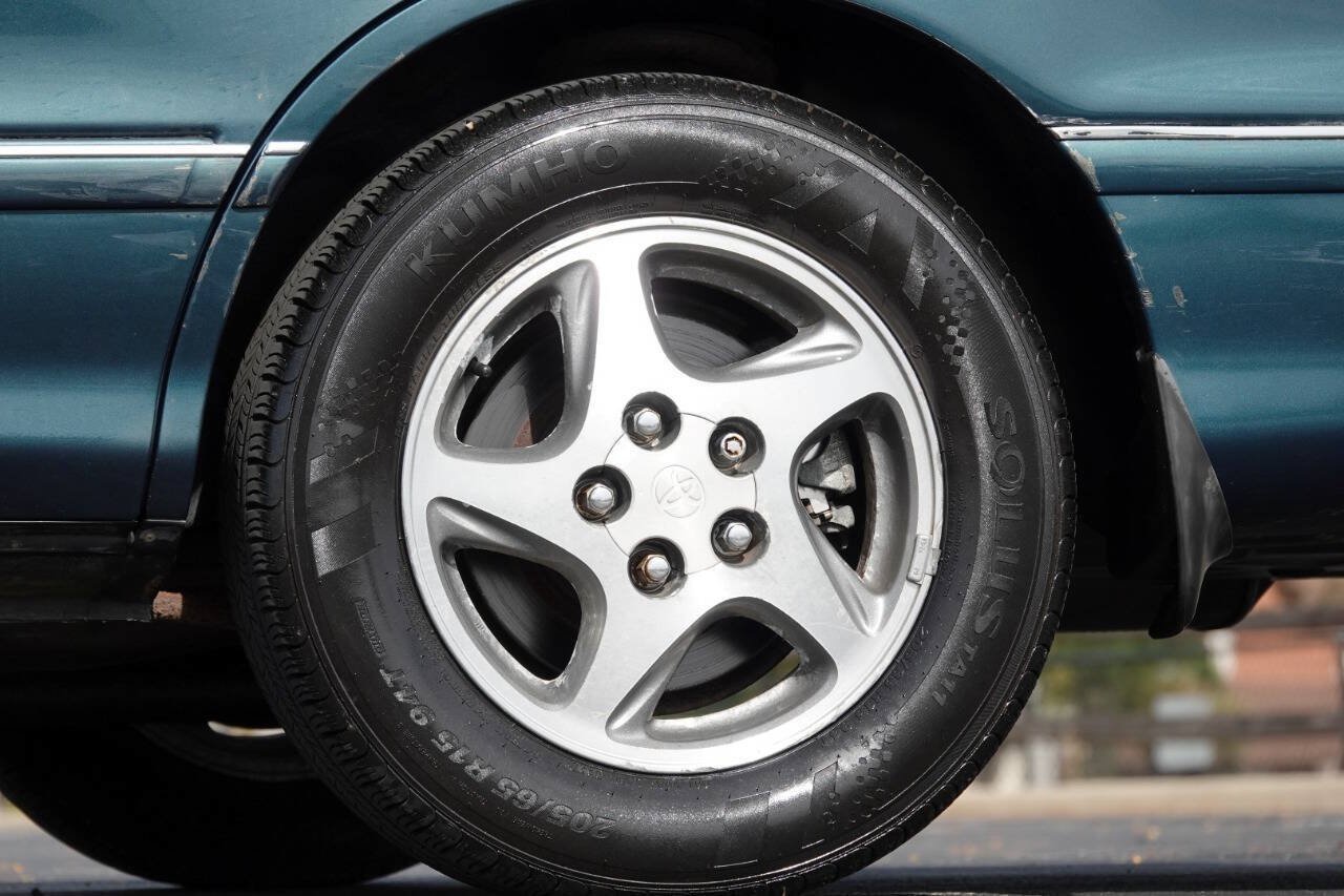 Used 1999 Toyota Avalon XLS FWD image 20