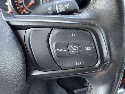 Used 2022 Jeep Gladiator Sport AWD/4WD image 20