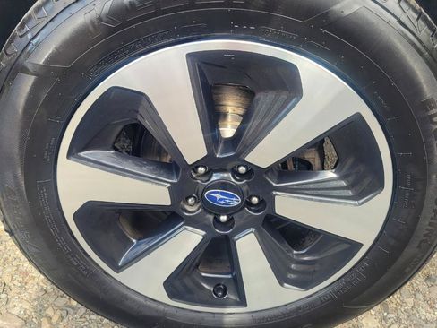 Used 2018 Subaru Forester 2.5i w/ Alloy Wheel Package AWD/4WD image 38
