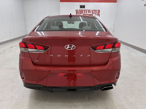 Used 2019 Hyundai Sonata SE FWD image 3