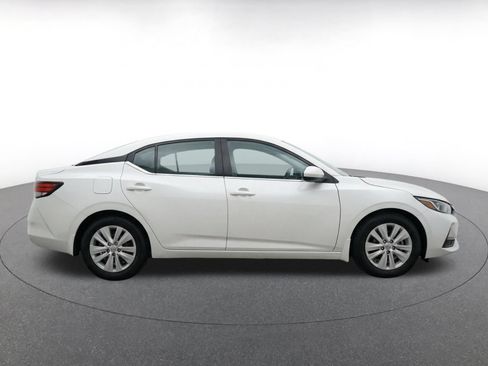 Used 2025 Nissan Sentra S FWD image 13