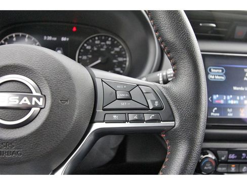 Used 2024 Nissan Kicks SR w/ SR Premium Package FWD image 20