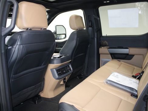 New 2026 Ford F250 Lariat w/ Chrome Package image 28