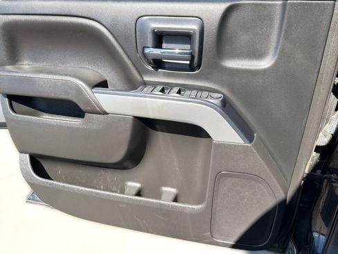 Used 2018 Chevrolet Silverado 1500 LT w/ Texas Edition image 20