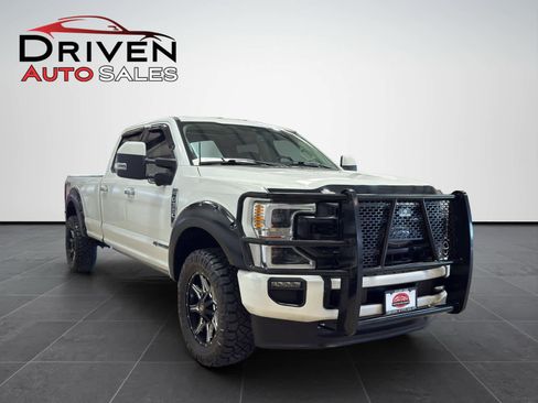 Used 2020 Ford F350 Limited image 5