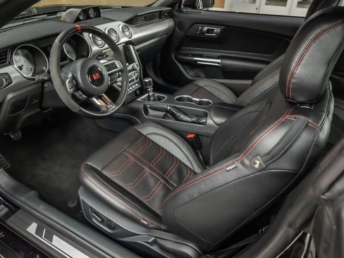 Used 2022 Ford Mustang GT w/ Equipment Group 301A RWD image 2
