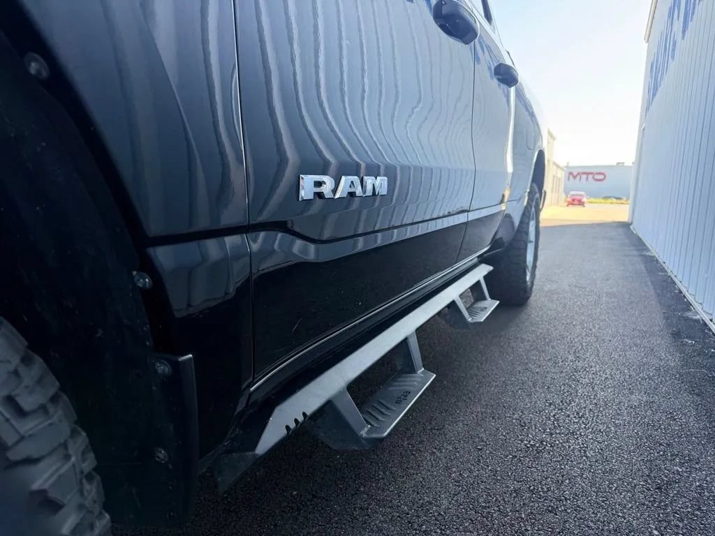 Used 2022 RAM 1500 Big Horn AWD/4WD image 5