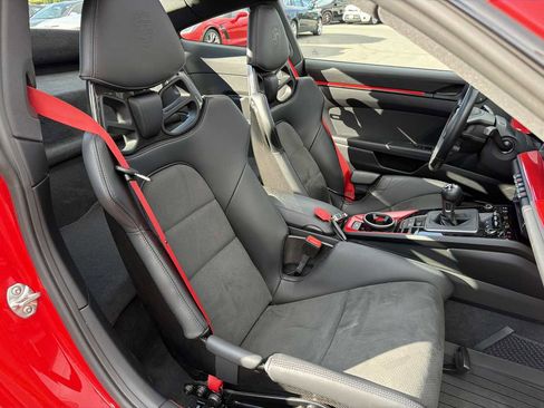 Used 2024 Porsche 911 Carrera T image 13