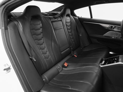 Used 2022 BMW M850i xDrive image 28