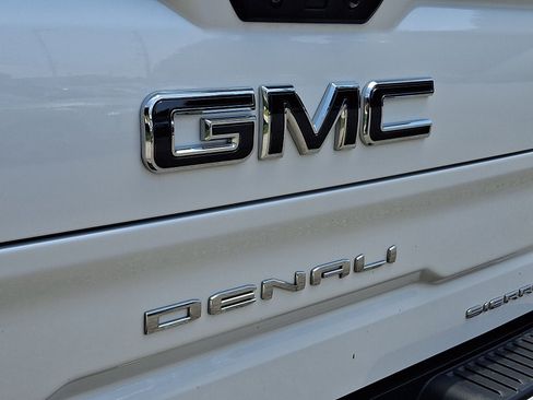 Used 2024 GMC Sierra 1500 Denali Ultimate AWD/4WD image 24