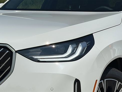 New 2026 BMW X3 xDrive30 w/ Premium Package image 4